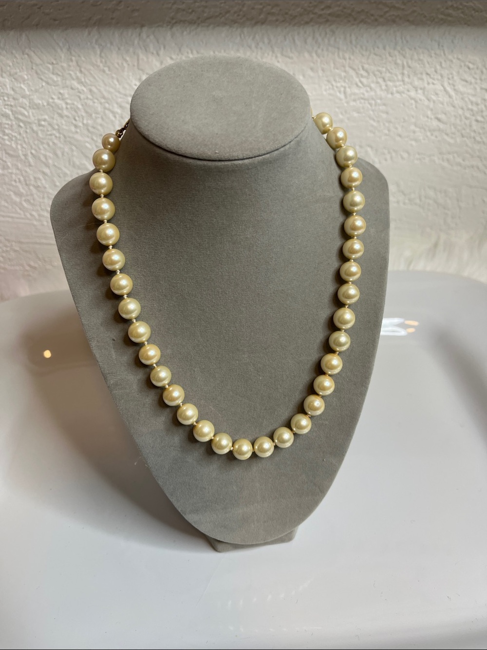 Classic Cream Pearl Necklace - Women Jewelry